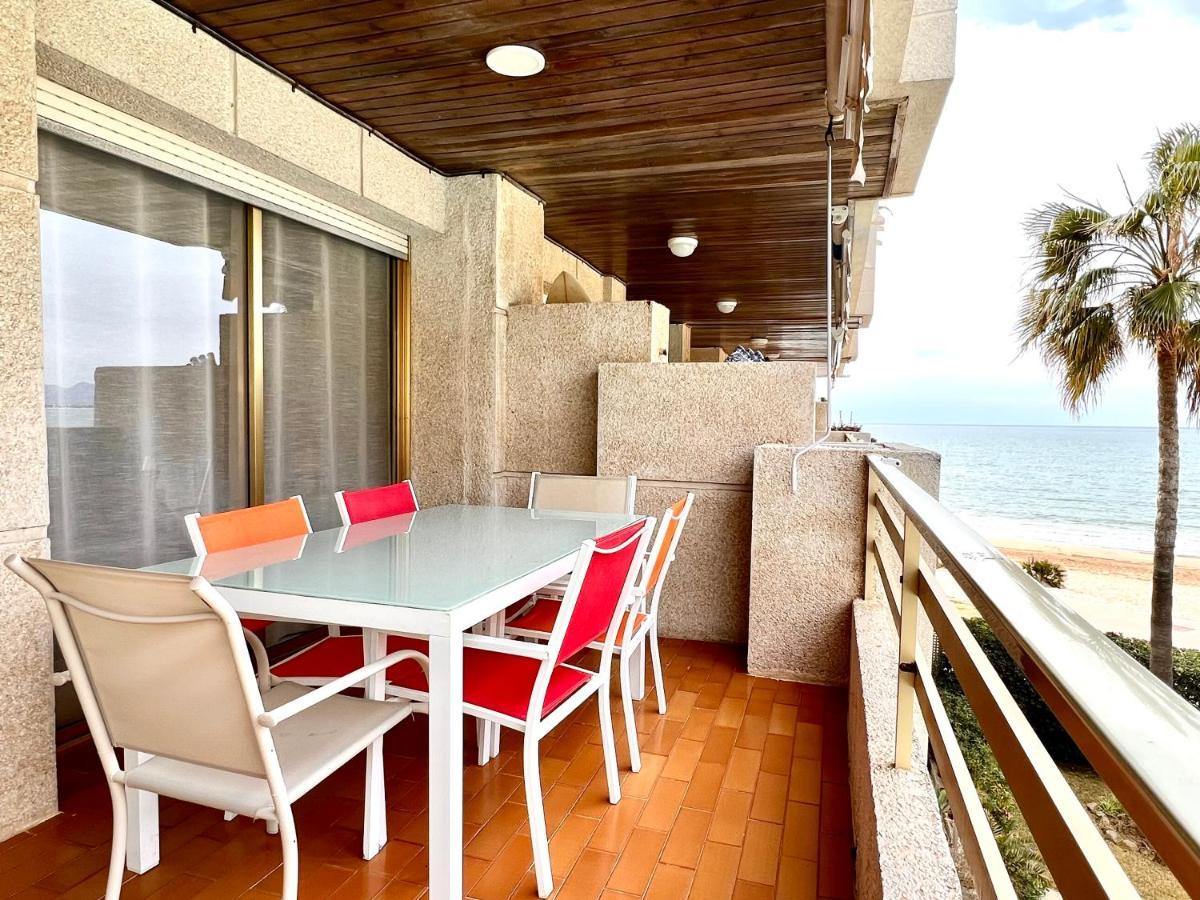Magnifico Apartamento Playamero Con Vistas Al Mar. Салоу Экстерьер фото