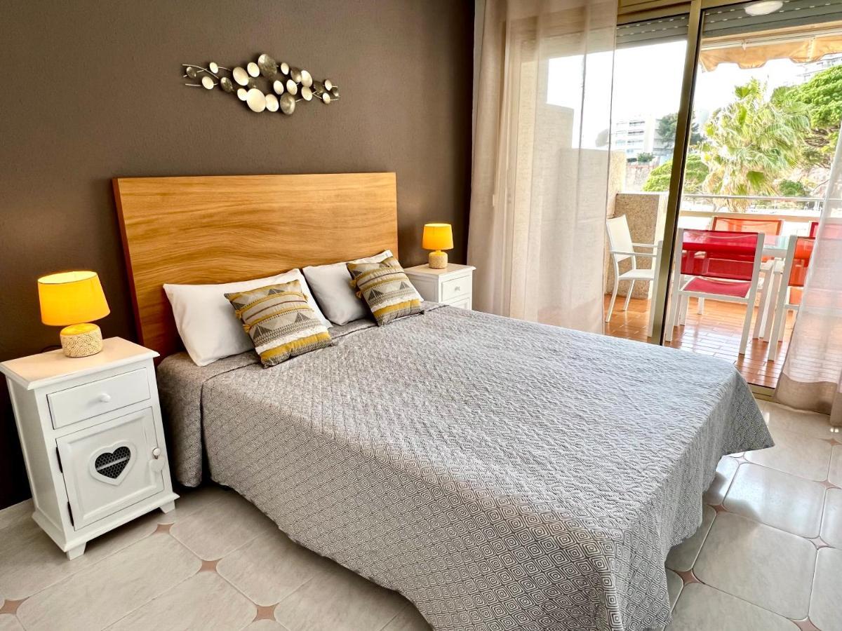 Magnifico Apartamento Playamero Con Vistas Al Mar. Салоу Экстерьер фото